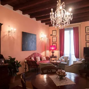 Broletto 26 Appartamento Milano